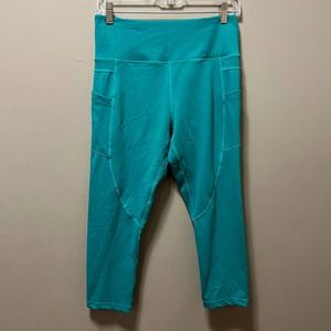 Zyia Light n Tight Emerald Green high rise Capri Size 8-10